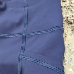 Lululemon Legging Capri with Pockets Size 4